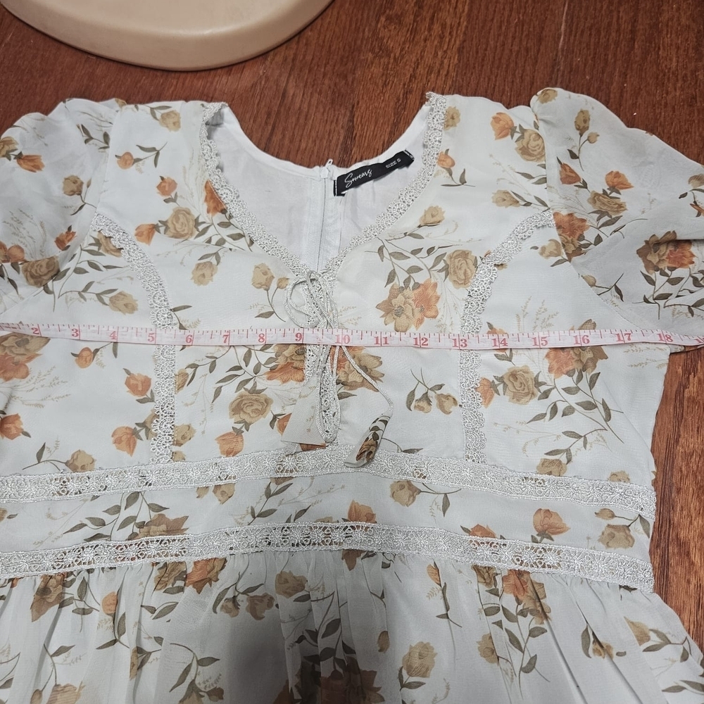 Cream Bishop Sleeve Sundress with Scoop Neck - Picture 4 of 12